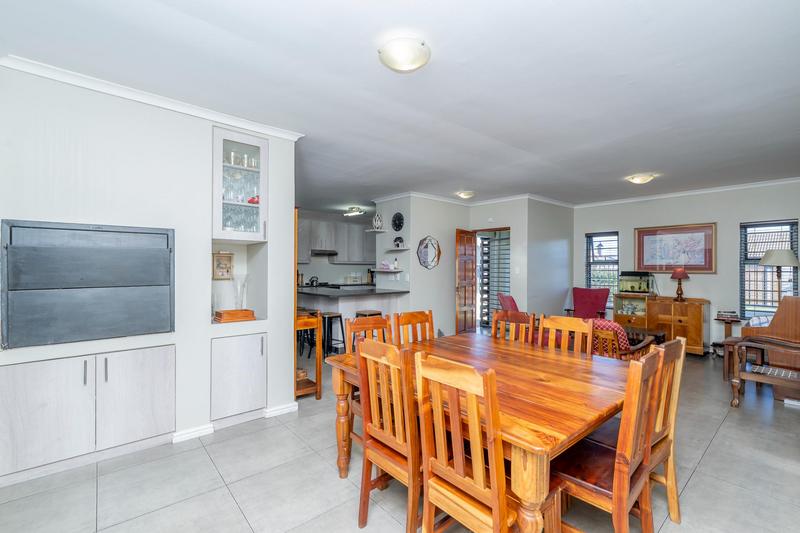4 Bedroom Property for Sale in Viking Village Western Cape